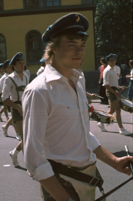 1977 06 13 bunter umzug