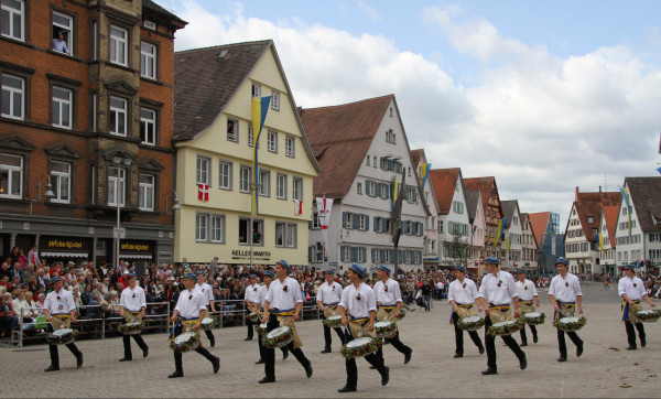 2012 07 17 schuetzendienstag umzug