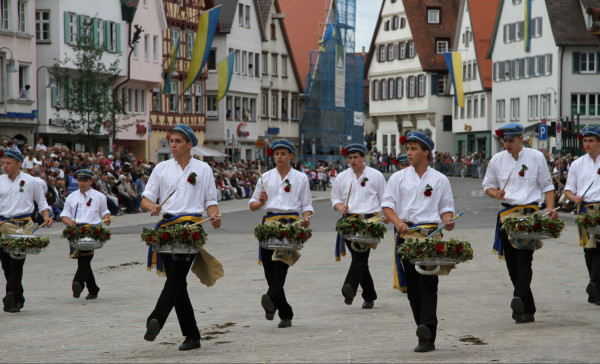 2012 07 17 schuetzendienstag umzug
