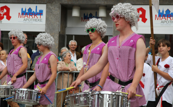 2012 07 16 schuetzenfest bunter umzug