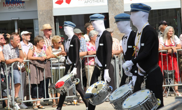 2013 07 15 schuetzenfest bunter umzug 2013 07 15 schuetzenfest bunter umzug