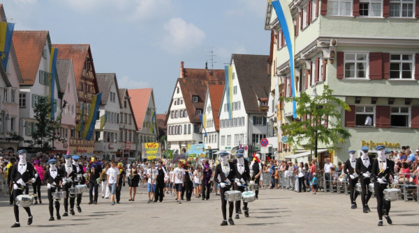 2013 07 15 schuetzenfest bunter umzug 2013 07 15 schuetzenfest bunter umzug