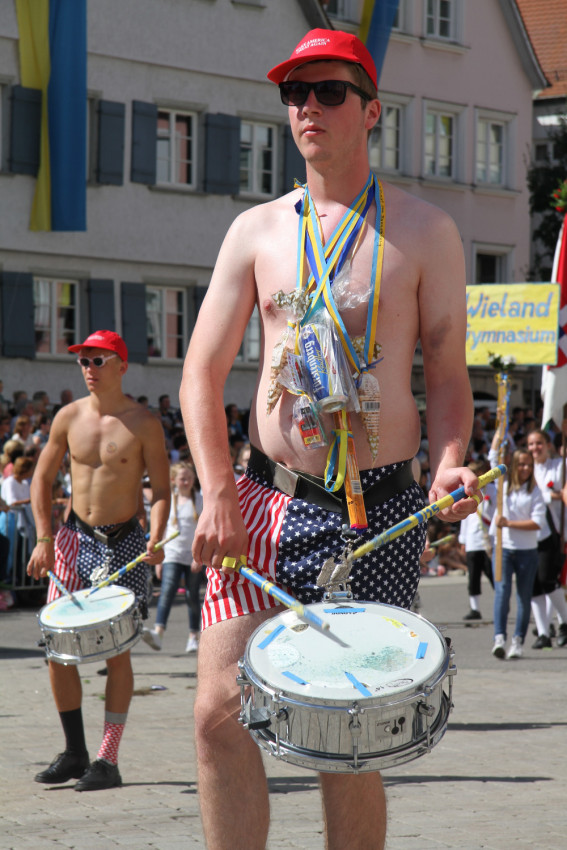 2016 07 18 schuetzenfest bunter umzug 2016 07 18 schuetzenfest bunter umzug