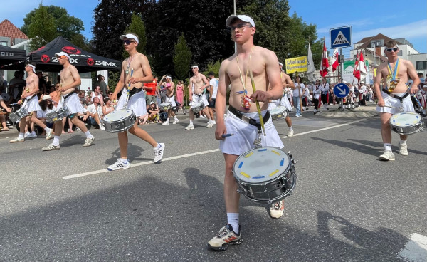 2024 07 15 schuetzenfest bunter umzug 2024 07 15 schuetzenfest bunter umzug